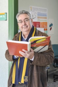Jose Moreno Losada, con sus tesis doctoral. Badajoz