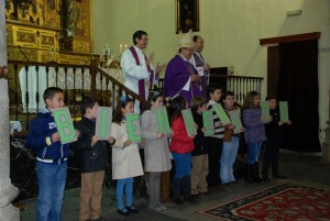 Visita Pastoral Cabeza del Buey Celso Morga niños catequesis