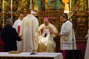Impoisición palio obispo 2 (Pedro Castellanos)