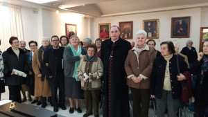 Arzobispo Celso Morga con religiosas vida consagrada