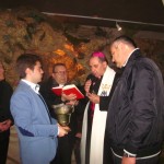 El Arzobispo bendice e inaugura el belén parroquial de Cabeza la Vaca