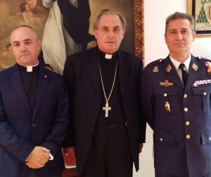 El Arzobispo recibe al nuevo Coronel de la Base Aérea