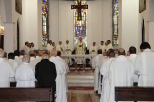 Los sacerdotes de la Archidiócesis celebraron este sábado su convivencia anual con el Arzobispo