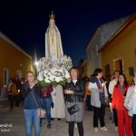 La imagen de la Virgen de Fátima ha procesionado por Almendral por primera vez
