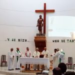 La parroquia Jesús Obrero, en Badajoz, ha celebrado los 40 años sacerdotales de Antonio Sáenz