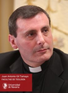 Fallece el sacerdote Juan Antonio Gil Tamayo, natural de Zalamea de la Serena