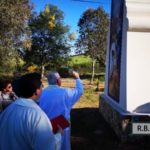 Bendecidas dos estelas copias de pinturas de Lázaro Gumiel en el santuario de Chandavila