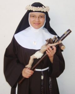 Sor Mª del Rocío del Sagrado Corazón de Jesús emitió los Votos Temporales en las Clarisas Descalzas de Badajoz