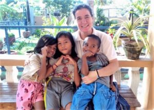 Manoli Sánchez, misionera extremeña en Filipinas: “Ayudamos a descubrir el valor de la vida de niños y jóvenes”