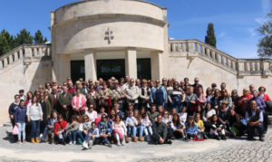 La parroquia de Santa Marta de los Barros ha peregrinado a Fátima