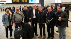Don Celso visita a los misioneros en Perú
