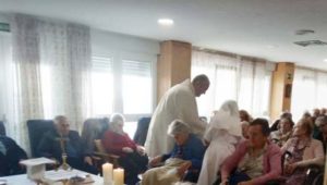 La parroquia de Fuente de Cantos celebró una Unción de enfermos comunitaria