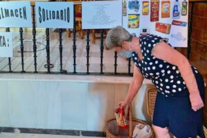 Cáritas parroquial de Monesterio pone en marcha un economato solidario