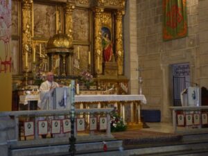Castuera celebra las bodas de oro sacerdotales de su párroco, Francisco Delgado