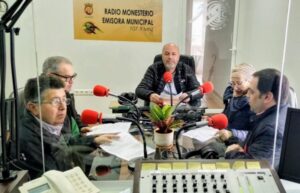 Radio Exterior se hace eco del libro «El Día del Señor, en Radio Monesterio» escrito por Pedro Maya