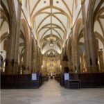 La parroquia de Azuaga mejora su iluminación interior con focos LED