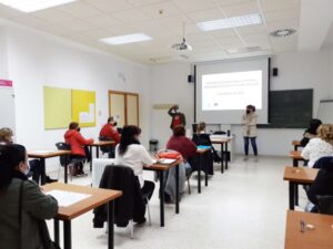 Cáritas inicia el curso de formación ocupacional de atención sociosanitaria
