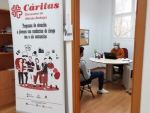 Cáritas pone en marcha un programa de atención de menores con conductas adictivas y a sus familias