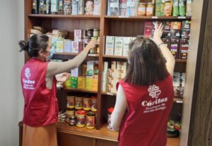 Apertura del nuevo espacio solidario de Comercio Justo en Badajoz