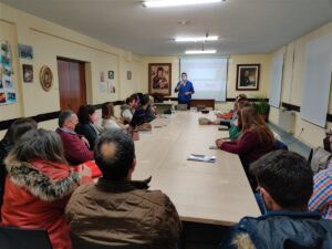 La Escuela de Formación Básica sigue creciendo en la diócesis, con 3 sedes y más de 60 personas inscritas