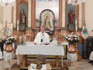 D. Celso Morga preside un acto de reparación por el robo de la cabeza de la Virgen de la Estrella