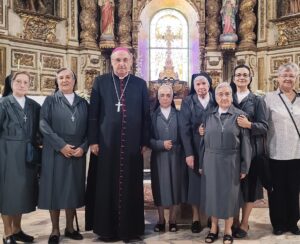 Feria despide a las hermanas de la Virgen de los Dolores