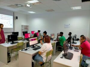 Cáritas Diocesana ha impartido tres talleres formativos durante el verano