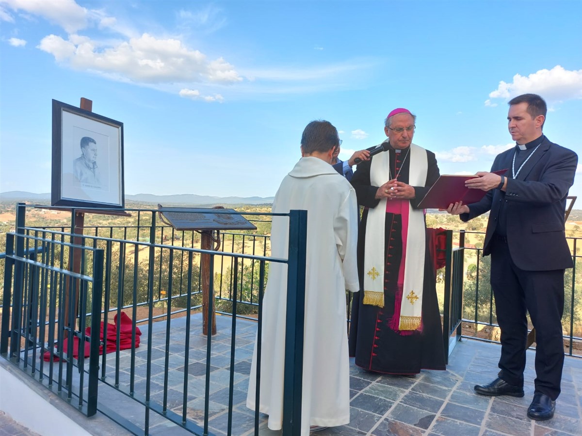 Oliva de la Frontera homenajea a Manuel Calvino