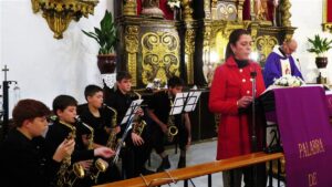 La parroquia de Monesterio presenta a la nueva Sacramental en un acto para celebrar santa Cecilia