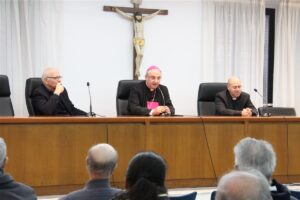 D. Celso Morga ha felicitado la Navidad a la Curia diocesana