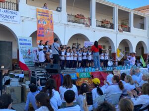 Puebla de la Calzada acogió el XXXV encuentro-festival de la Canción Misionera