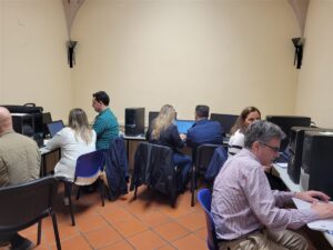 Hermandades y grupos parroquiales se forman en transparencia