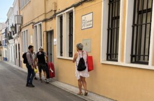 El centro de emergencia «Bravo Murillo» para personas sin hogar, en Badajoz, amplia el horario ante la ola de calor