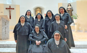 Las Religiosas Siervas de María, ministras de los enfermos, se marchan de Badajoz
