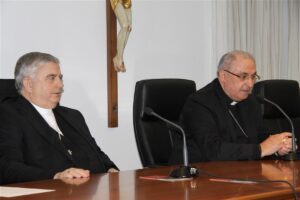 Felicitación de los pastores diocesanos a los sacerdotes y la Curia
