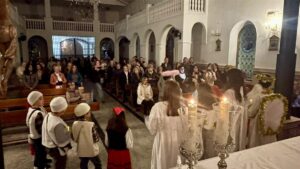 Los catecúmenos de Primera Comunión de Monesterio adoraron al Niño Jesús