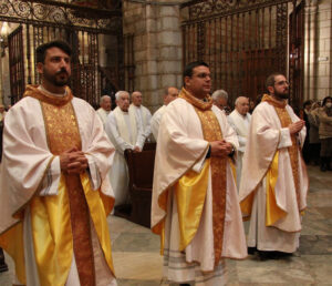 La archidiócesis cuenta desde este sábado con tres nuevos sacerdotes