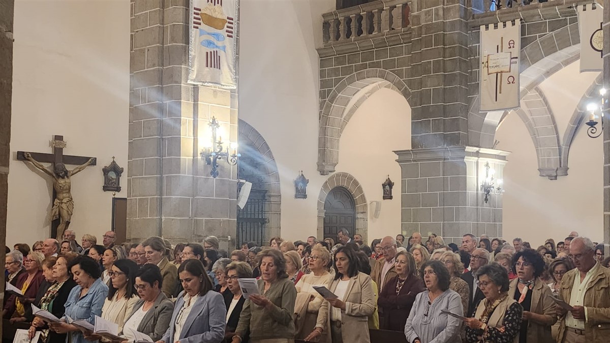 Villanueva de la Serena acogió la Vigilia diocesana de Pentecostés