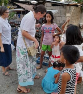 Manoli Sánchez, misionera de Monesterio, presenta un proyecto en Filipinas