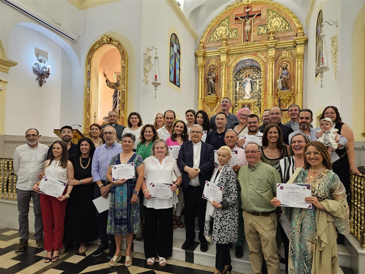 30 alumnos de las Escuelas de Formación Básica han recogido su diploma en Villanueva de la Serena