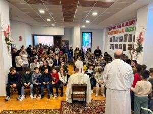 D. José Rodríguez visitó la parroquia San Juan Pablo II, en Badajoz