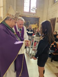 El Movimiento Scout de Extremadura ha celebrado la Luz de la Paz de Belén en Villafranca de los Barros