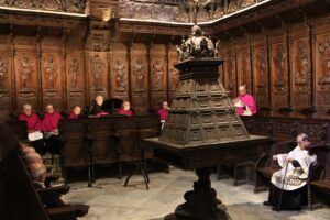 El Arzobispo anuncia nuevos cargos en el Cabildo Metropolitano tras la aprobación de los estatutos