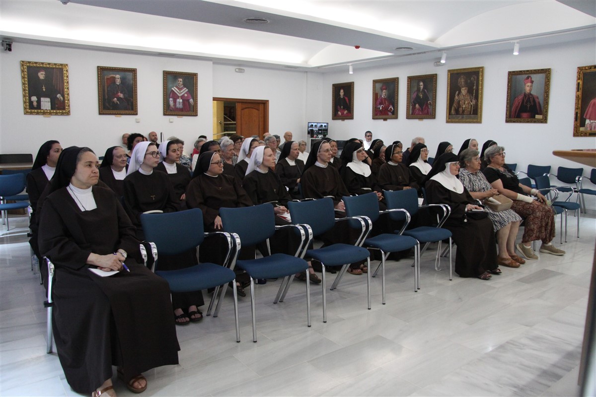 La Archidiócesis celebra un encuentro de vida contemplativa