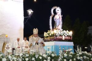 D. José Rodríguez presidió la novena a la Virgen de Gracia, en Santa Marta de los Barros
