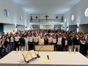 Medio centenar de jóvenes participan en el retiro Effetá y viven una experiencia de fe