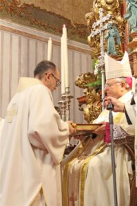 Acontecimiento histórico: el Arzobispo ordena  al primer diácono permanente de Mérida-Badajoz