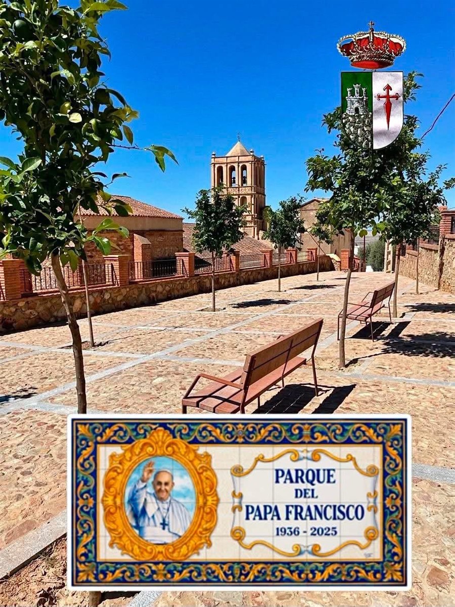 Arzobispo.- Bendición y Eucaristía